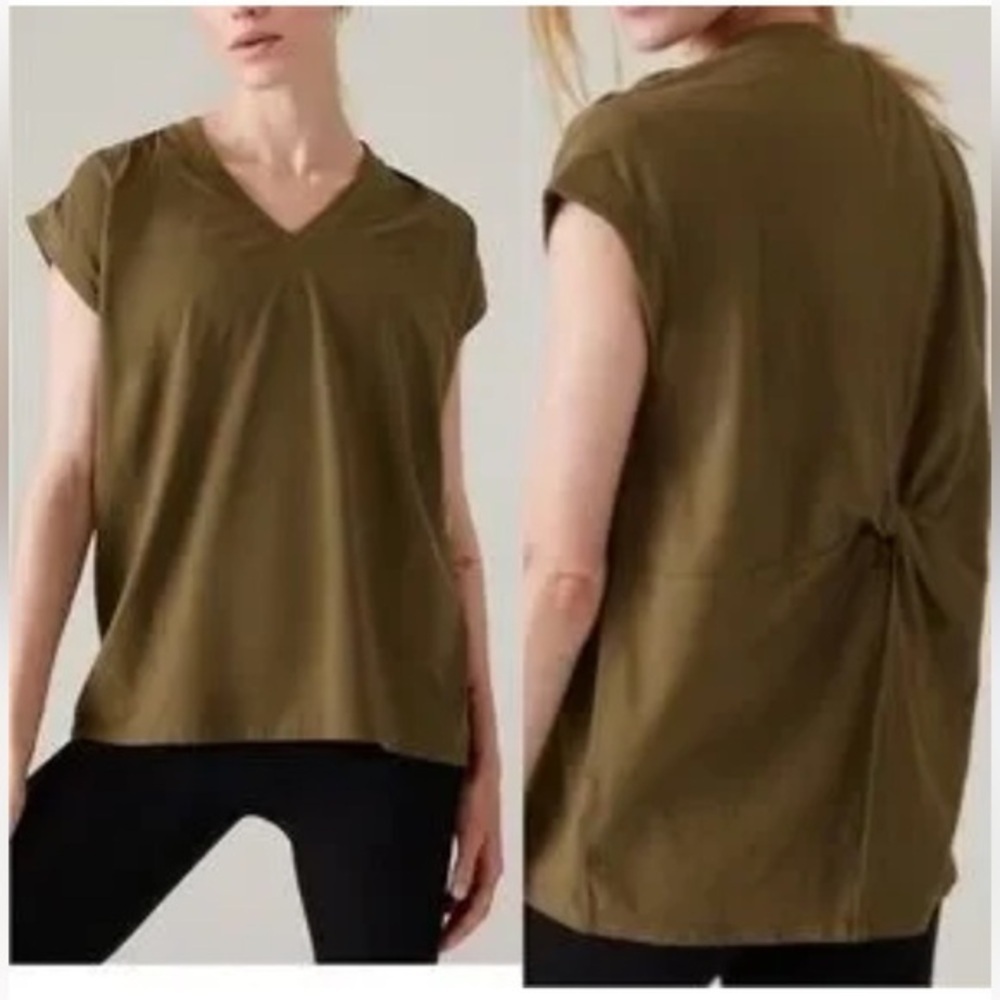 Athleta Outbound  Twist V-Neck Tee in Olive Green